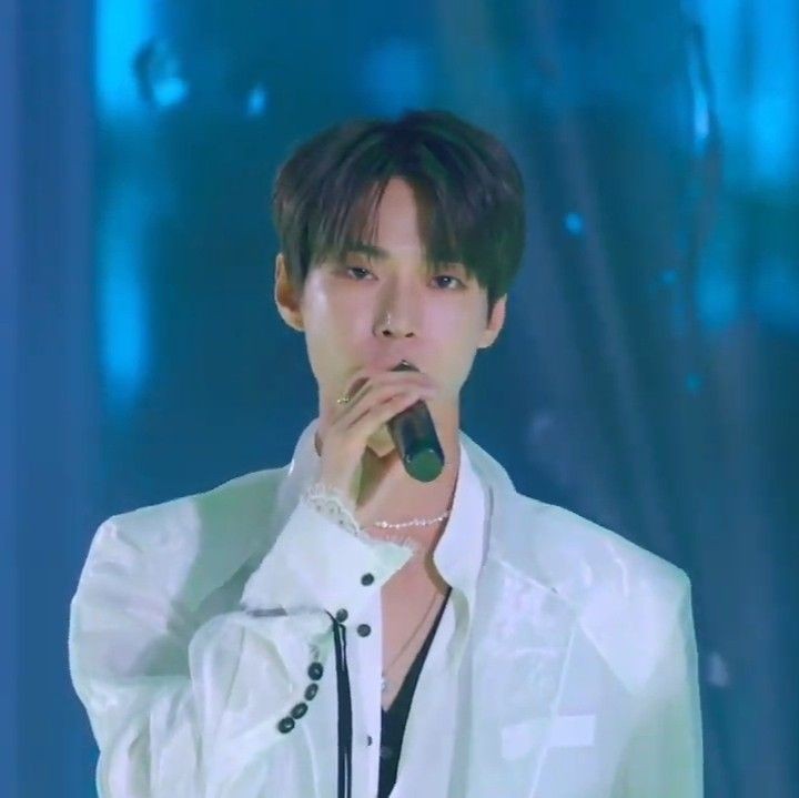 쉬어고싶은때 잠깐 쉬어도되... 잘자 도영아... 사랑해 
무슨 일이 있든 우린 도영이옆에 있어 줄 거야 약속할게 ♡

#도영아_노래해줘서_고마워
#도블도블
#디어도영