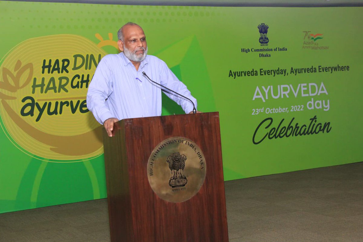 High Commission of India @ihcdhaka organized 7th Ayurveda Day.Faculty and students from Hamdard University, Government Unani and Ayurveda Medical College and Hospital, Dhaka outlined the importance of Ayurveda and urged one and all to adopt Ayurveda in their everyday life.