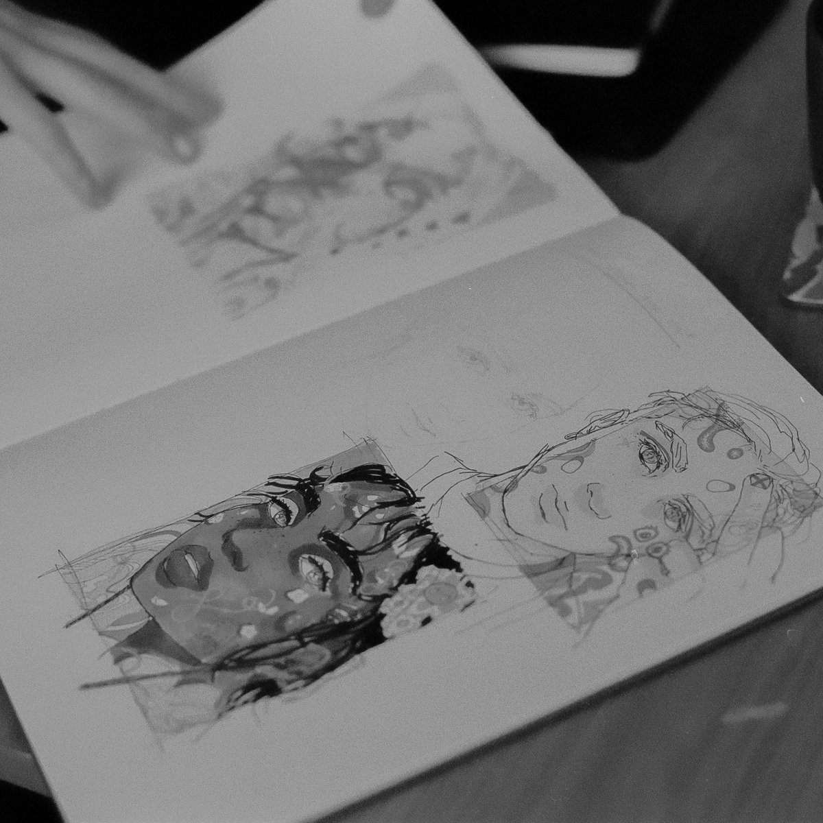 Some lovely shots of @leosweron at work by @rockeralmighty.

12 day left to get you tickets for Leo and Jeru's exhibition Bittersweet, link in bio.