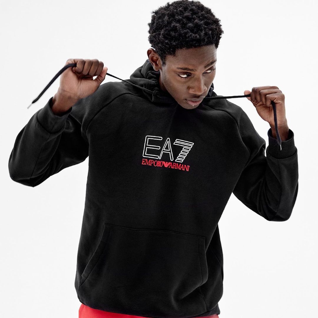 bede overalt Værdiløs jdsportsus on X: "#EA7 by Emporio Armani is luxury meeting 🤝 street style.  Check out the latest and get your collection right. https://t.co/DkWY7amJwS  https://t.co/8EAcWIZ3bu" / X