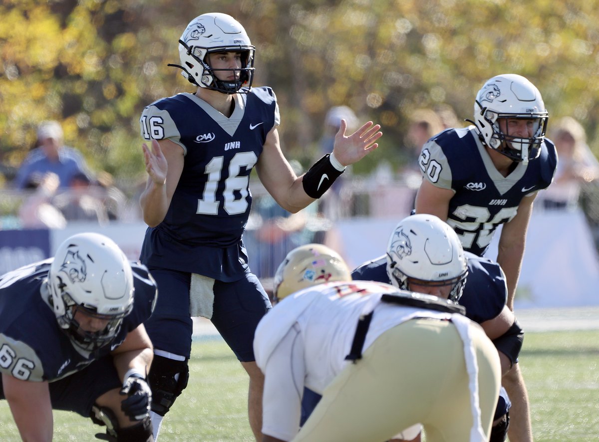 McClellandPeter's tweet photo. @maxtbro of @UNH_Football passed for 2 TDs and rushed for another during the Wildcats 40-22 win over Elon yesterday. https://t.co/WUgmr3Uwae