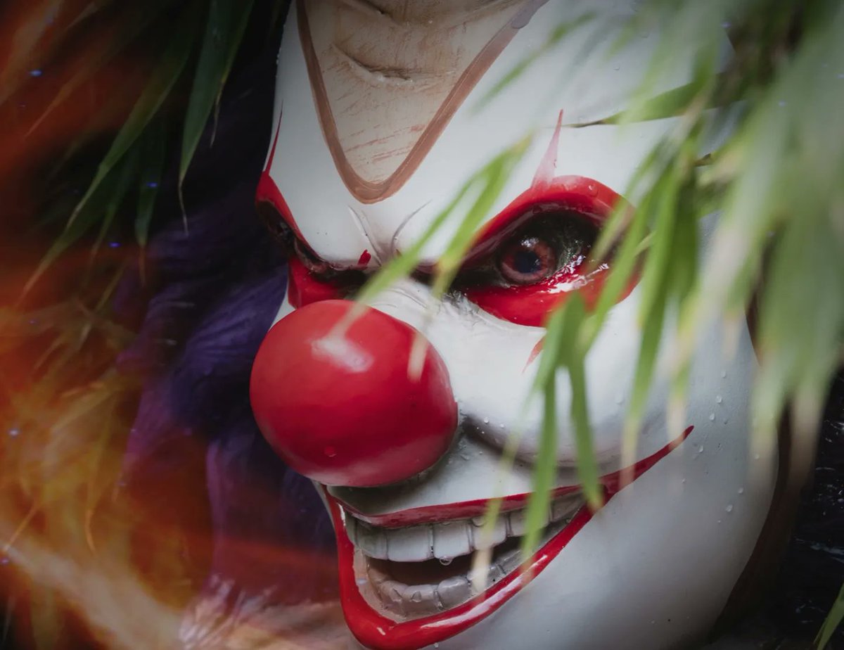 The spookiness has started at @AlnwickGarden  ...why is it that clowns are so scary? 🫣😱 <a href="/BestOfAlnwick/">Alnwick</a> <a href="/AllAboutAlnwick/">All About Alnwick</a> #alnwick