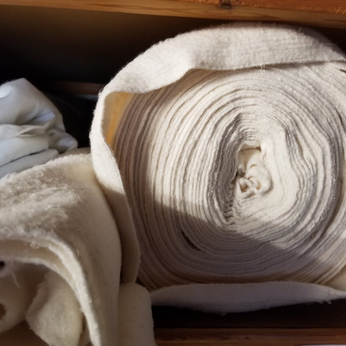 LTextiles's tweet photo. Interlined curtains are great for keeping your house warm &amp; cosy,  but for an easy fix for existing curtains attach thermal curtain lining with loose lining tape. #warmerwinter #keepwarm https://t.co/nHAO9jZqNk