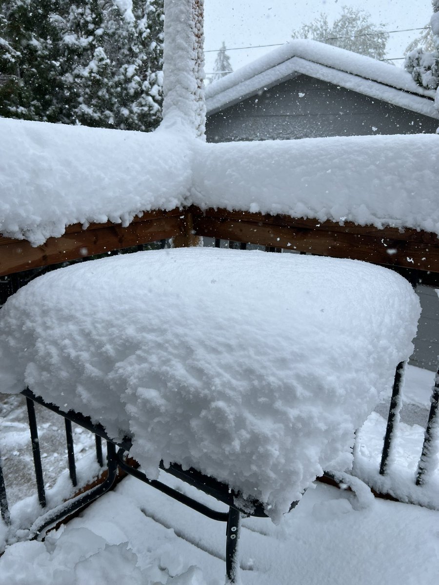 mcneice91's tweet photo. Moose Jaw, SK

#skstorm https://t.co/7nVRVD7ZqB