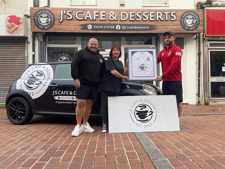 cilfrew_rovers's tweet photo. Our new away kit for this season has finally arrived 🙌🏻

J’s Cafe &amp; Desserts thank you for your ongoing support 👏🏻

🔴🐮⚪️ https://t.co/FuYzspwi5N