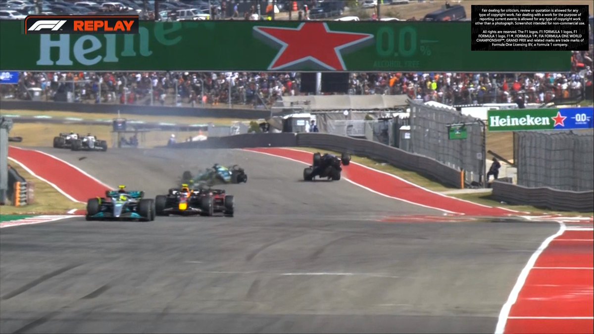 AuRupteur's tweet photo. Il a levé les roues avant comme les cousins du quartier en Booster, Fernando. #USGP #F1 https://t.co/SxtSf4J2te