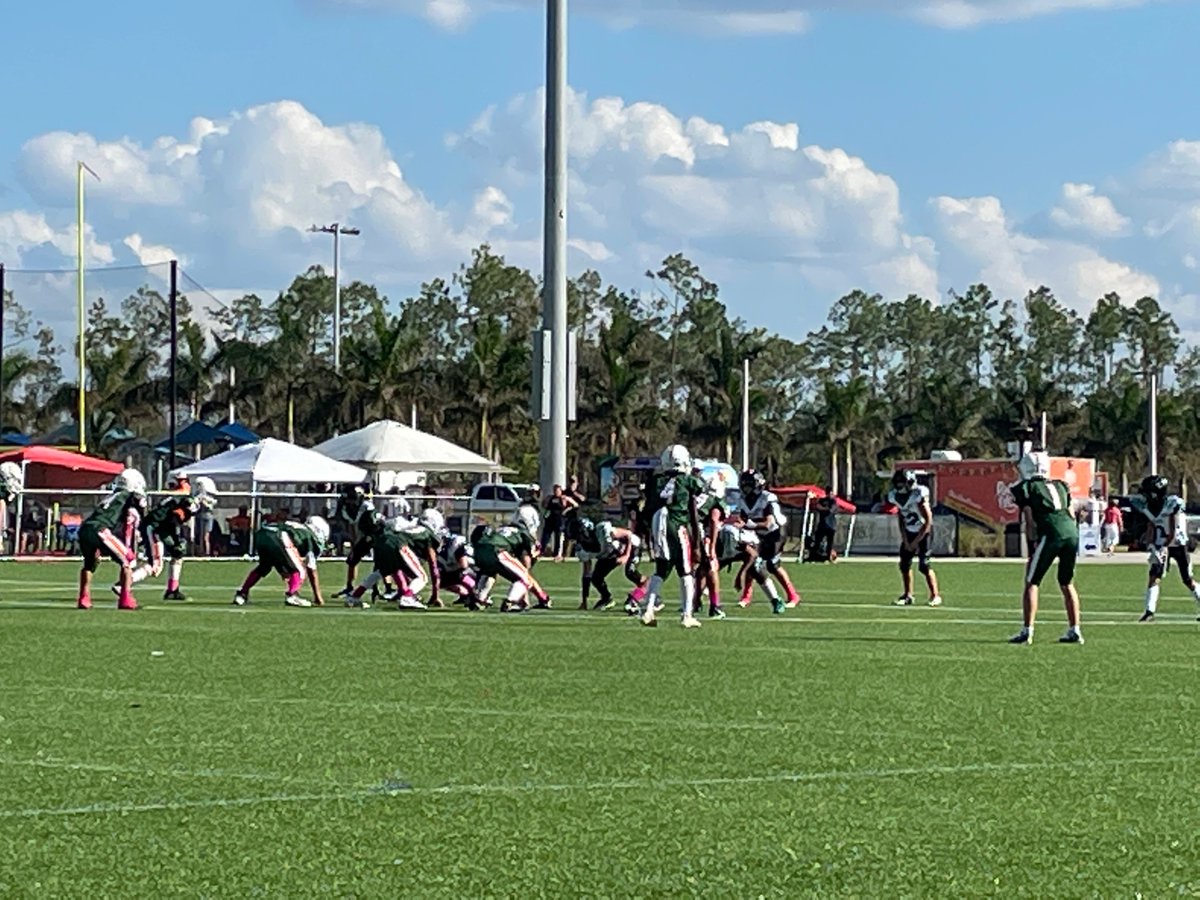 Even though it was a tough day for the 12u Bears in their loss to the Naples Hurricanes by a score of 31-6, it still was a great season!  Thank you players, cheerleaders, coaches, and officials for all of your hard work!