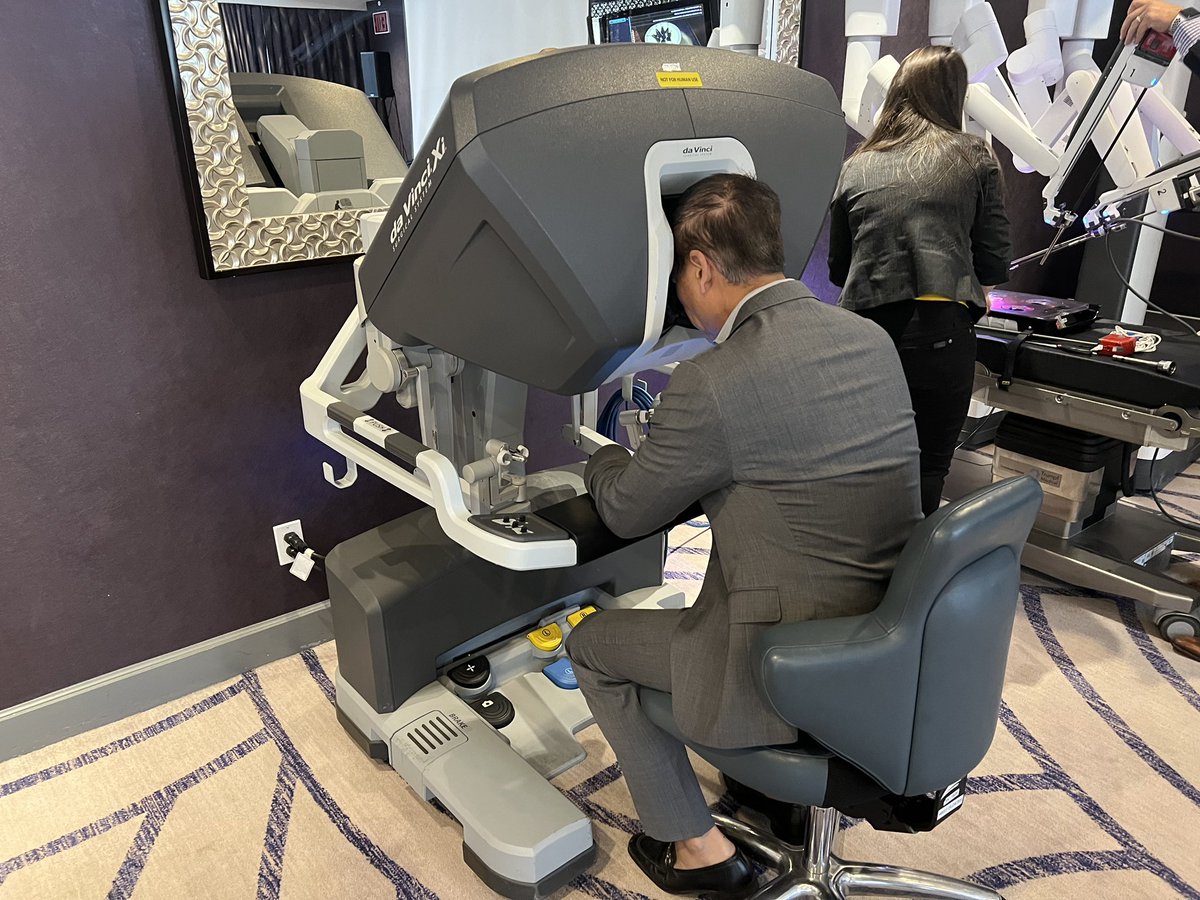UCI.GI.Surgery (@surgeryuci) on Twitter photo A little robot time for the Chairman <a href="/ninhngu28838856/">ninh nguyen</a> at the CA/NV Chapter of the <a href="/ASMBS/">ASMBS</a>. <a href="/UCIrvineSurgery/">UC Irvine Surgery</a> <a href="/UCIrvineHealth/">UCI Health</a> A little robot time for the Chairman <a href="/ninhngu28838856/">ninh nguyen</a> at the CA/NV Chapter of the <a href="/ASMBS/">ASMBS</a>. <a href="/UCIrvineSurgery/">UC Irvine Surgery</a> <a href="/UCIrvineHealth/">UCI Health</a>