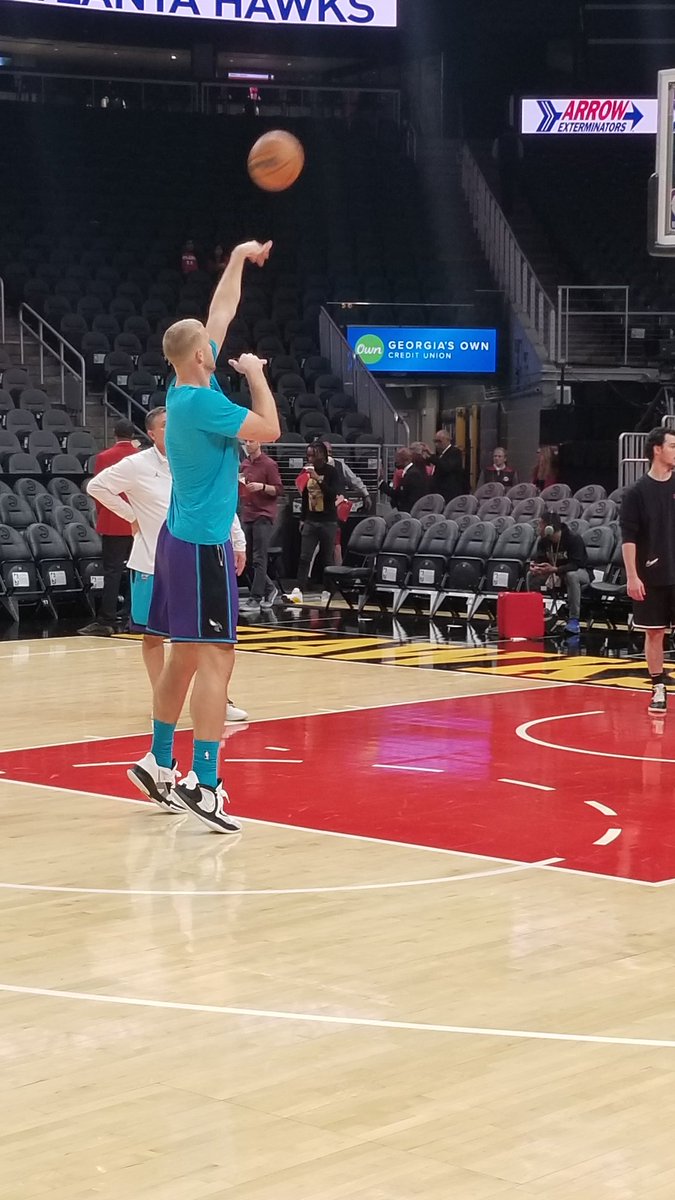 Fellow lefthander Mason Plumlee putting in pre-game work. Unusual 5 pm tip today.