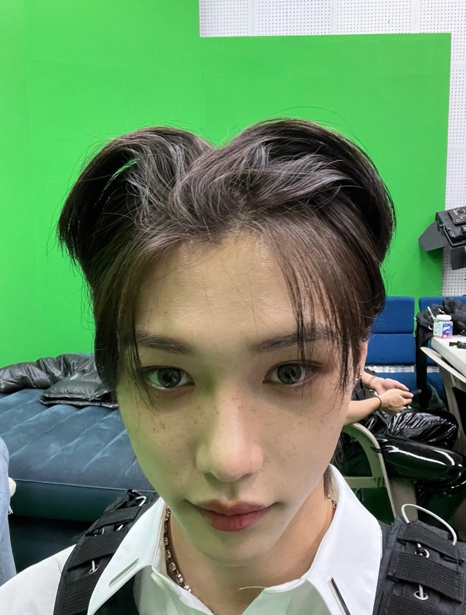 liXxiskz's tweet photo. 🤨 https://t.co/YDdIgxz9BB