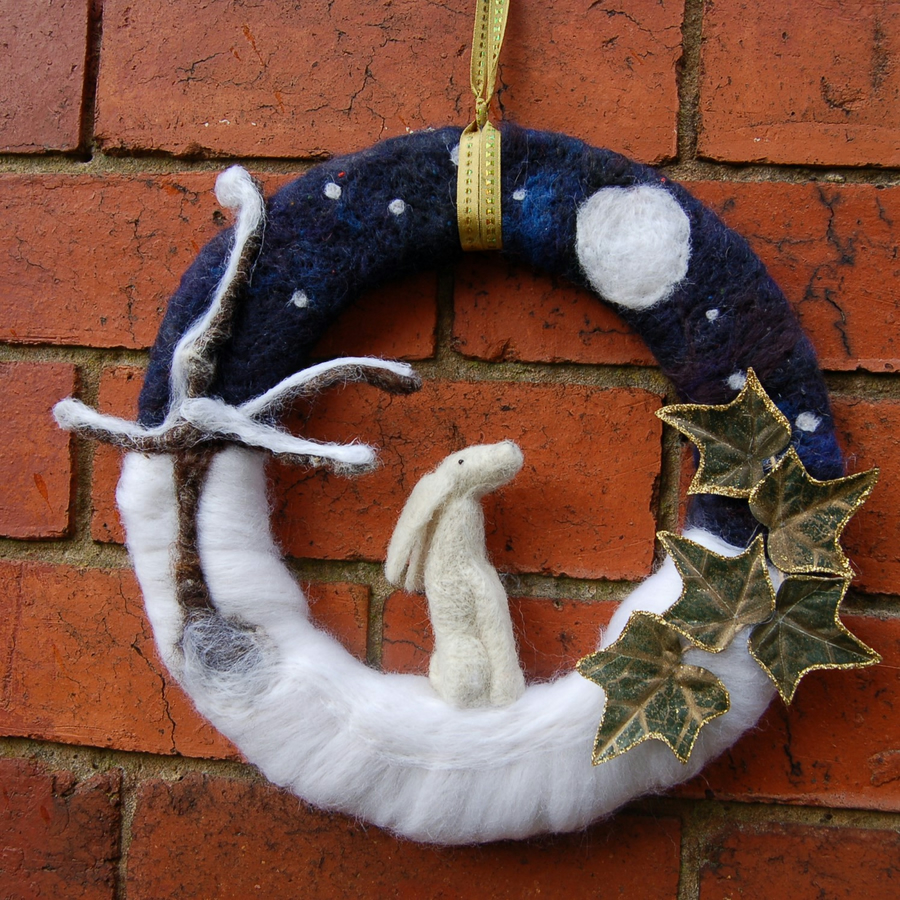 Yorkshireharec1's tweet photo. Christmas Wreath - moon gazing winter hare - nu... - Folksy https://t.co/syBWCjQArA #newonfolksy
#winterhare #christmaswreath #xmasdeco https://t.co/1iL3Yycjez