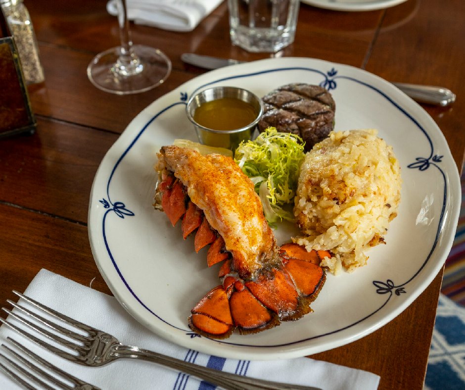 TriaRestaurant's tweet photo. Inspired by French Americana, our St. Paul American restaurant and bar's adventurous approach to seasonal ingredients creates a unique dining experience nothing short of extraordinary. 😍

reservations &amp; take out: link in bio. https://t.co/wIGY1aaMAs