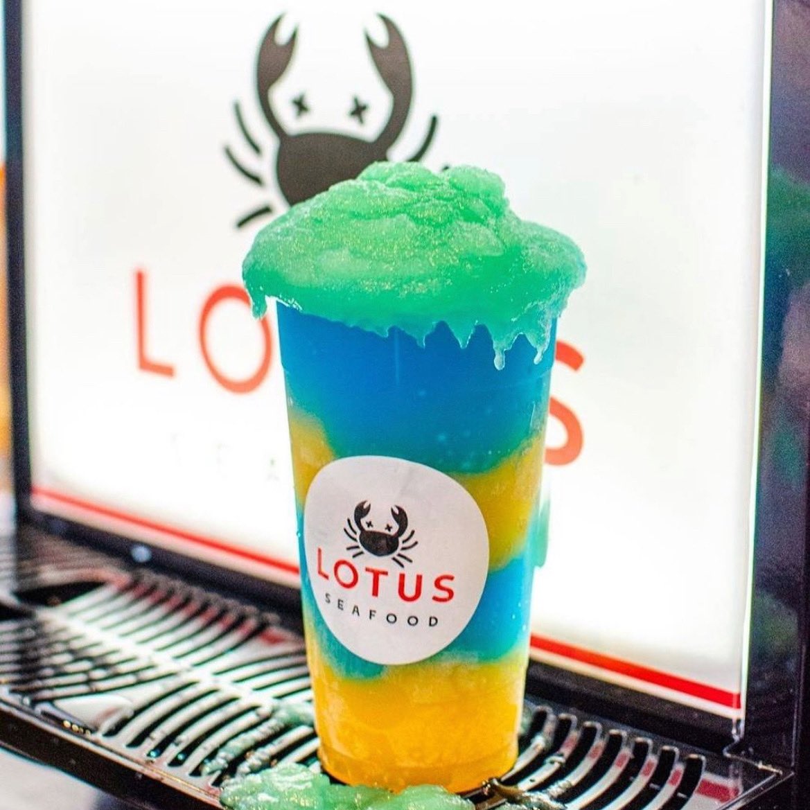 TexasBlends's tweet photo. Craving @LotusSeafood ! 🦀🦀🦀
"Texas Blends, It's In The Mix"
#lotusseafood #texasblends #itsinthemix #Daiquiris #bestdaiquiris #HoustonDaiquiris #partytime #HTX #houston #houstonfoodie #houstoneats #htown #houstonfood #Houstondrinks #screwston #HoustonRockets #houstonresturant https://t.co/zAjAZbWRu6