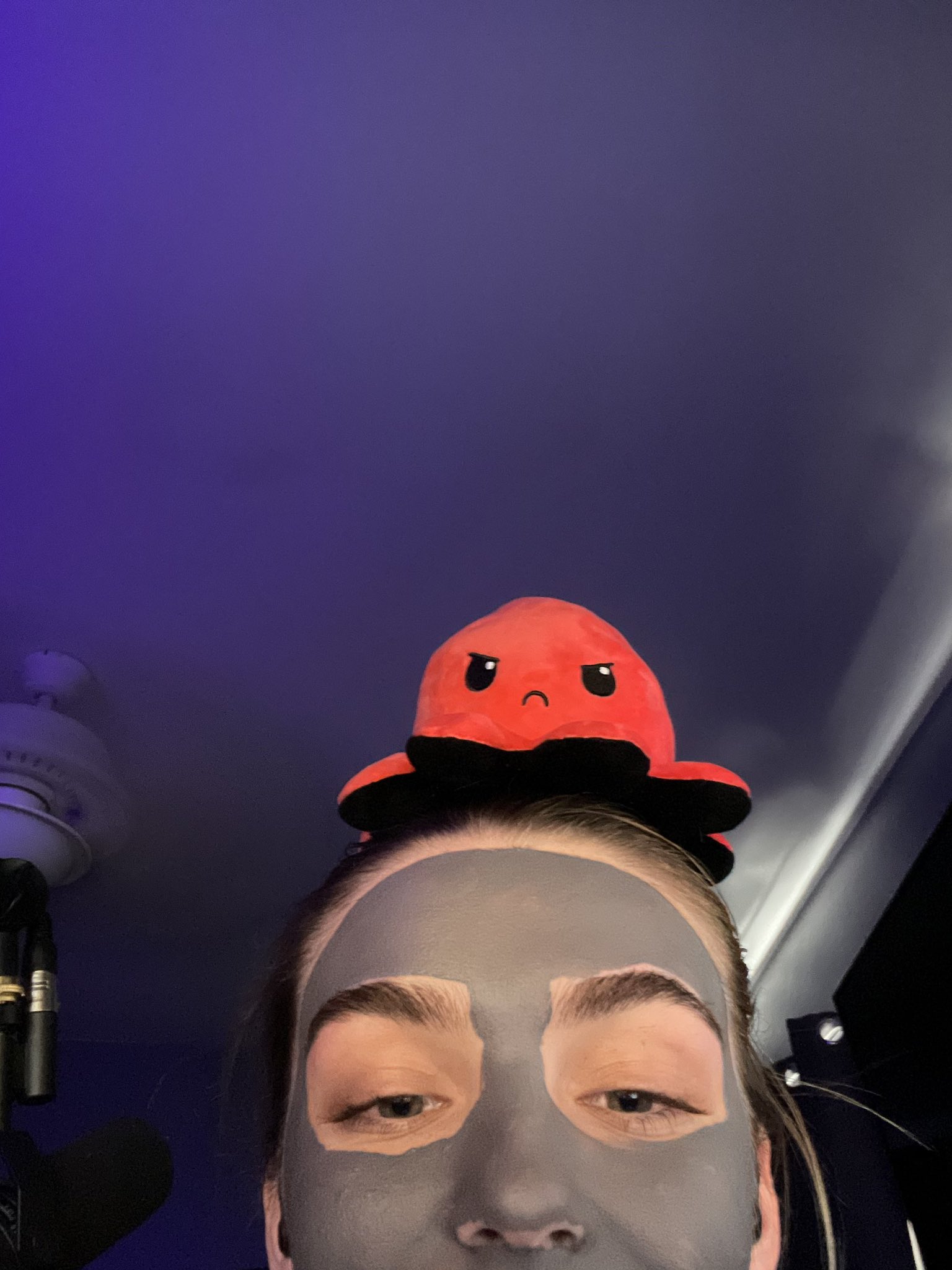 Toothless on Twitter "Happy birthday to the only blonde women / ewomen