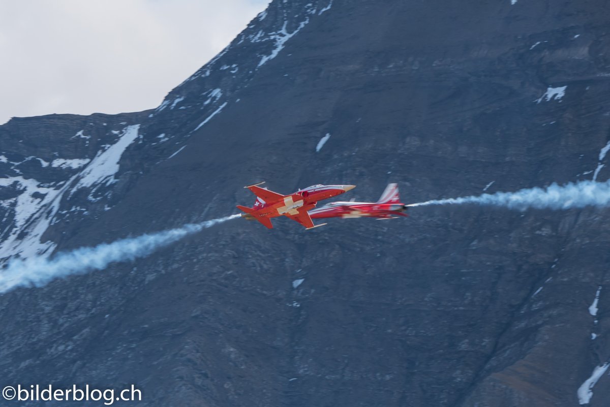 bilderblog's tweet photo. Patrouille Suisse @ Axalp Fliegerschiessen, 18.10.2022
@patrsuisse @vbs_ddps #swiss_air_force #schweizerluftwaffe #swissairforce #forceaeriennesuisse #patrouillesuisse #axalpfliegerschiessen #axalp #avpic #aviationpic #avnerd #jetphotos #aviationpic #avgeek #avgeekspotting https://t.co/kkPdEXEwlN