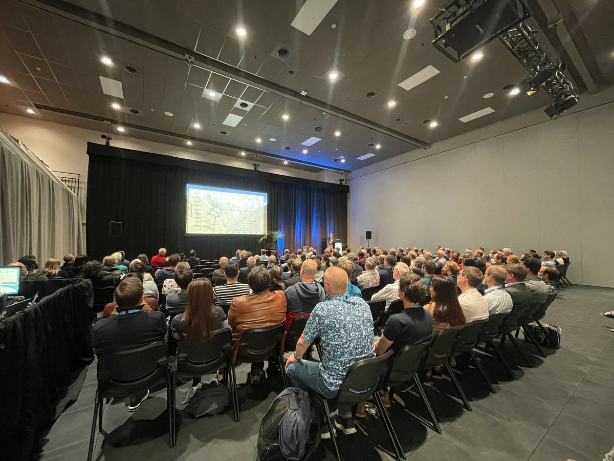 James Moore (@jmoorenz) on Twitter photo Awesome Monday morning session on extreme physiology from <a href="/denny_levett/">Denny Levett</a> #cscwgtn2022 Awesome Monday morning session on extreme physiology from <a href="/denny_levett/">Denny Levett</a> #cscwgtn2022