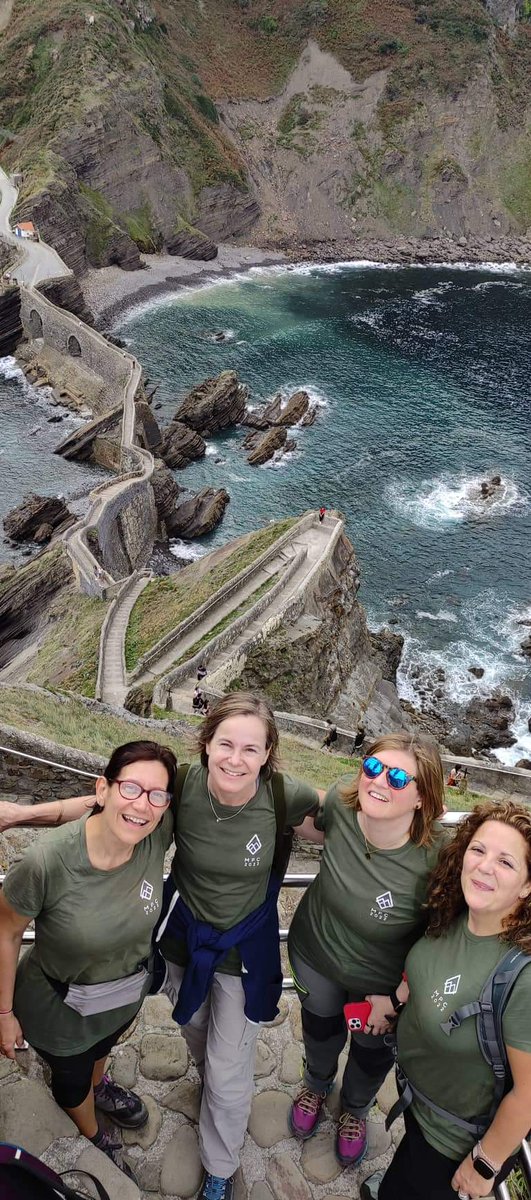 Gege9170's tweet photo. Wonderful meeting @FrenchPeakers 🇫🇷 and @ESSpeakPeakers 🇪🇦 in Gaztelugatxe.
Hike, smiles, friendship, multi languages. Thank you to @MyPeakChallenge to create these moments 🥰
@SamHeughan @jordana_brown @CoachValbo @fitmooney @ehill76 https://t.co/otwVxb9Gr4