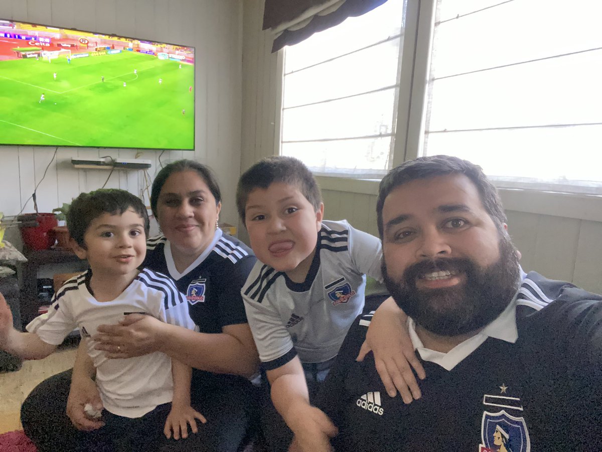 leofabian78's tweet photo. @ColoColo @ColoColo es Chile, celebrando desde Temuco https://t.co/EcxvnlBMTx