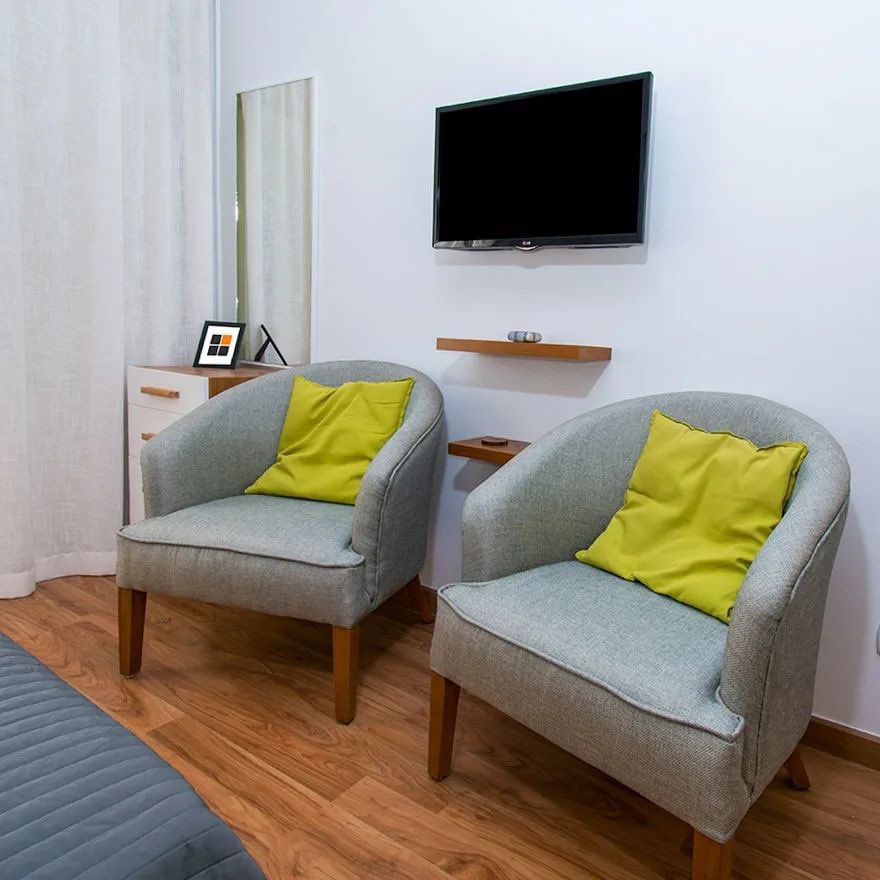 indahousegroup's tweet photo. Creating harmony and balance with natural materials, textures and considered design in one of our recent projects. 
At #INDAHOUSE we have a fantastic range of bedroom furniture. We build every design to order so no two bedrooms are ever the same, DM us for more info. https://t.co/GJqPmpMURM
