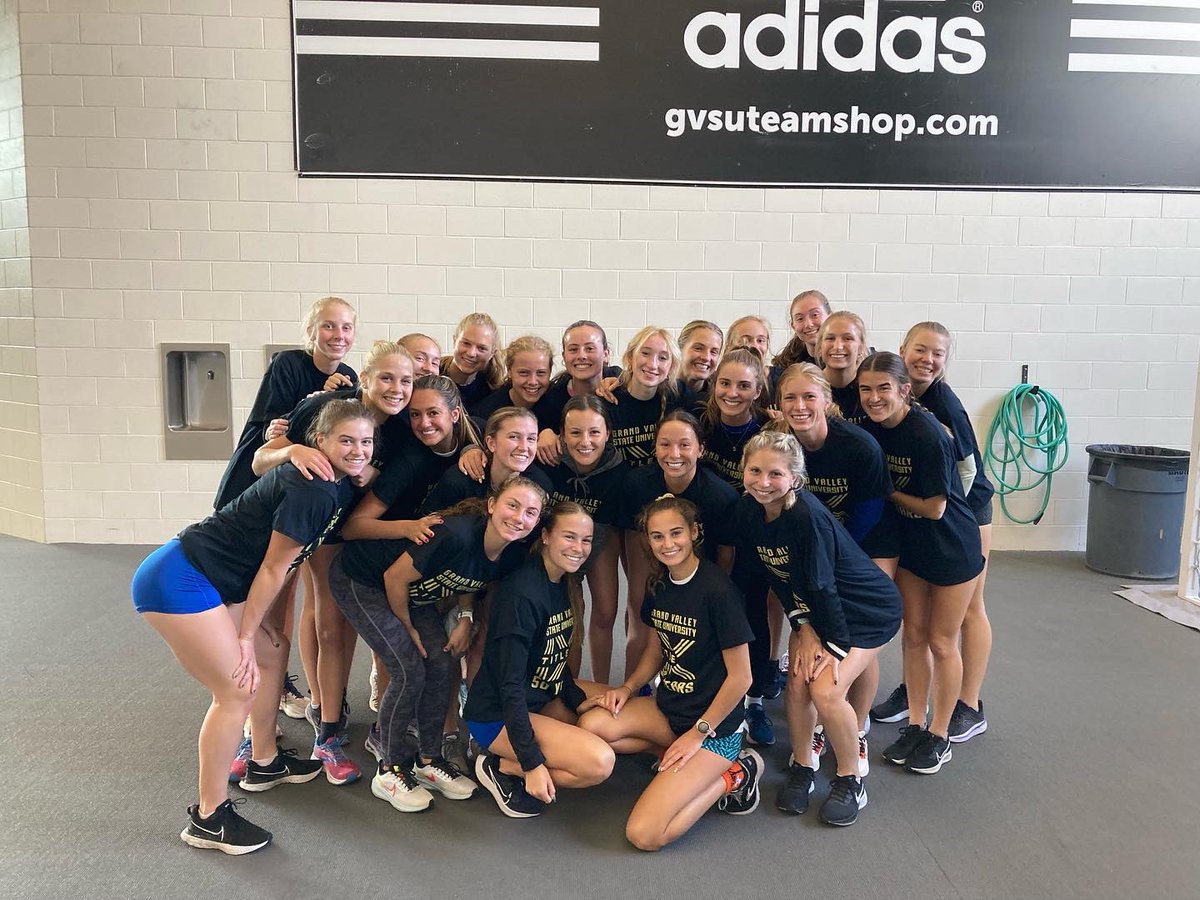 GVSU XCTF tweet media