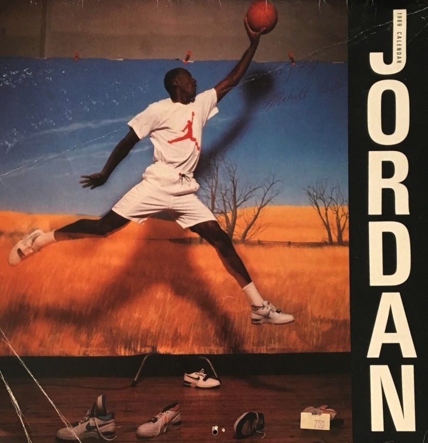 miszapas's tweet photo. Last one!
Order Michael Jordan's sneaker history book.
Check it here: https://t.co/Cbi3X5v9DB
#michaeljordan #airalphaforce #nikeairalphaforce #bulls #1988 #90sbasketball #nba90s #miszapas #chicagobulls #90sbasketball #jumpman https://t.co/YICsFzx8nY