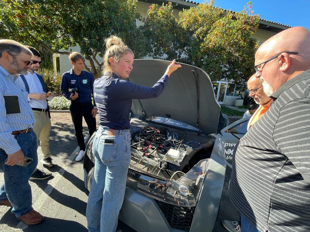 Dutch student team <a href="/TUecomotive/">TU/ecomotive</a> presented their sustainable car ZEM in Silicon Valley recently. 

This sporty car captures more carbon than it emits and is made of recycled plastics. Great example of Dutch innovation. @TUeindhoven