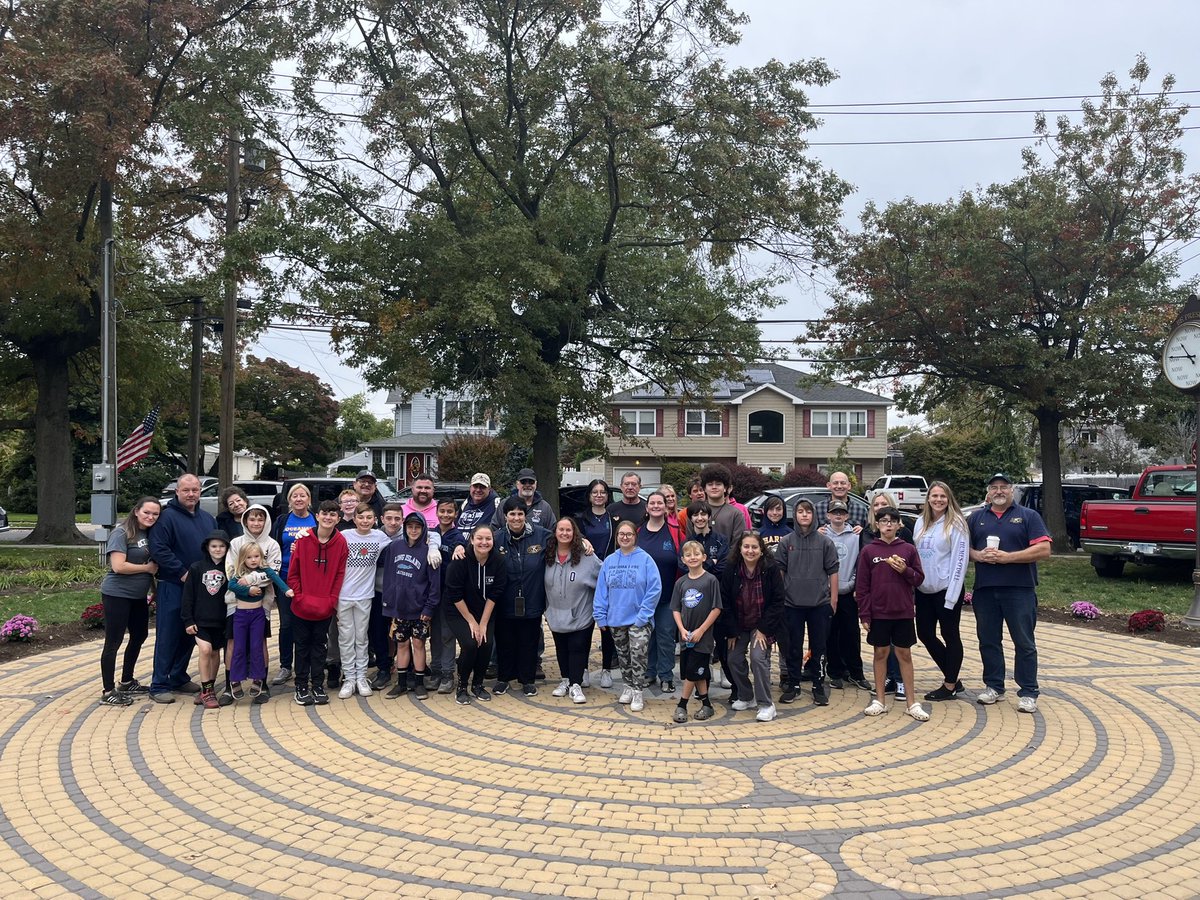 Mrs. Sara Dowler tweet media