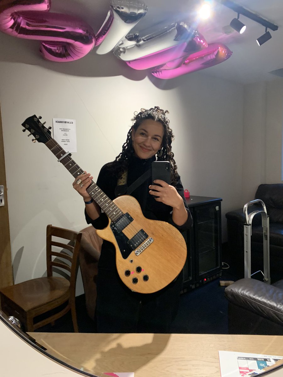 Onstage downstairs at @clwbiforbach at 6pm 💃🏽 @swnfestival 🏴󠁧󠁢󠁷󠁬󠁳󠁿