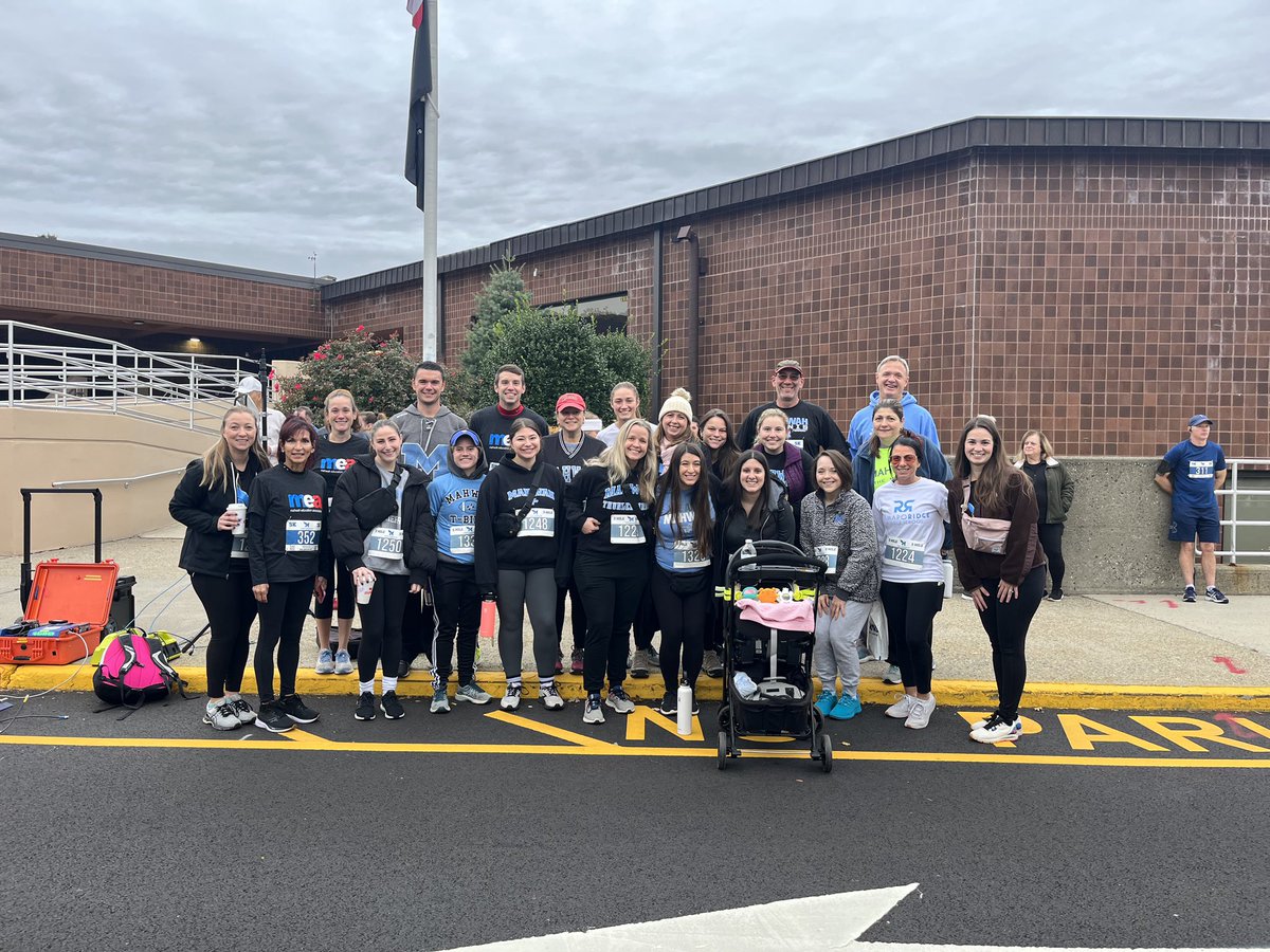 The Social Studies Dept. &amp; the Ridge cleaned up today at the MSF Thunderbird 5-K! 🐦#mahwahconnects <a href="/RamapoRidgeMS/">Ramapo Ridge MS</a> <a href="/mahwahschools/">Mahwah Public Schools</a> <a href="/_TheMSF_/">Mahwah Schools Foundation</a>