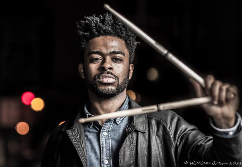 CapitalJazzClub's tweet photo. #NowPlaying, 'Major', off #JonathanBarber & #VisionAhead's *Legacy Holder*. (2020). The #CapitalJazzClub984, with #JacobAsiyo, & @KaimaMwiti.
Jonathan Barber: Drums
Godwin Louis: Saxophone
Taber Gable: Keyboards
Andrew Renfroe: Guitar
Matt Dwonszyk: Bass. https://t.co/XKTAAbfSEQ