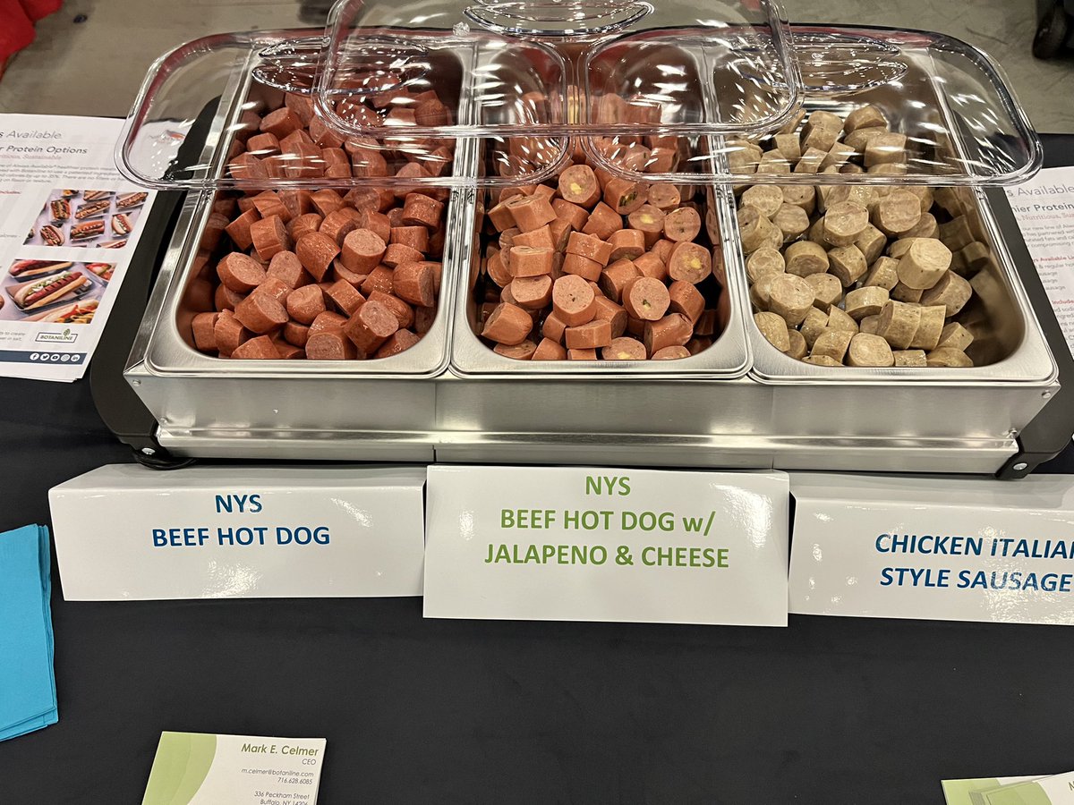 BotanilineFoods's tweet photo. Had a wonderful weekend meeting Food Service Directors across New York State at the New York School Nutrition Association’s Annual Conference. Thanks for having us, @NewYorkSNA! #schoolnutrition #foodservice #healthierproteins #farmtoschool #newyorkschools https://t.co/fTK309s1m7