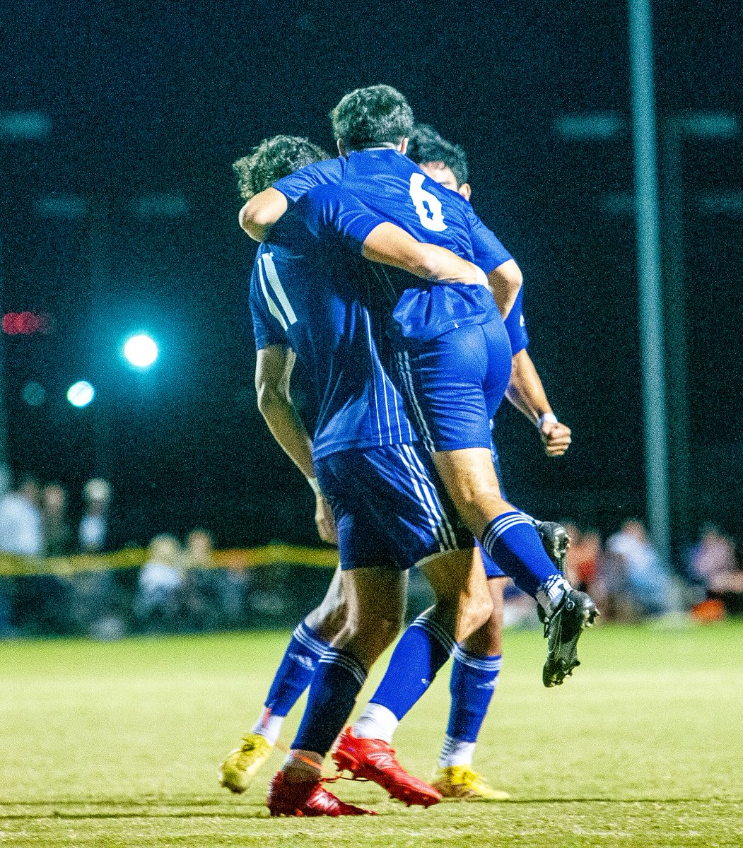 crusoccer's tweet photo. REGULAR. SEASON. CHAMPIONS. 🏆

#gocru https://t.co/5v8I4hDsnK