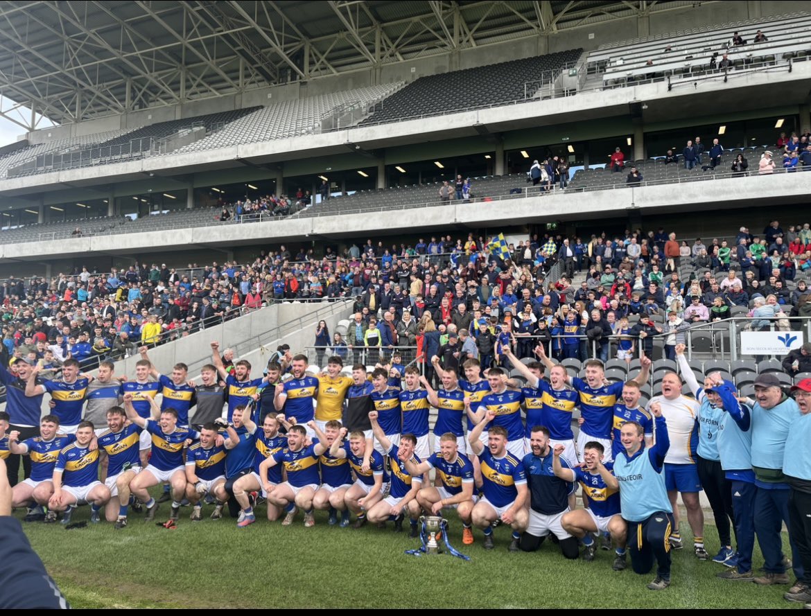 KilshannigGAA's tweet photo. INTERMEDIATE A FOOTBALL CHAMPIONS 2022🏆💙💛🏆

What a suberb win by our Intermediate footballers! Commiserations to @aghabulloguegaa and thanks for a great game. Congratulations to the players and management and all involved. 
💛💙 Kilshannig Abu 🇺🇦 https://t.co/phn4WQmkSs