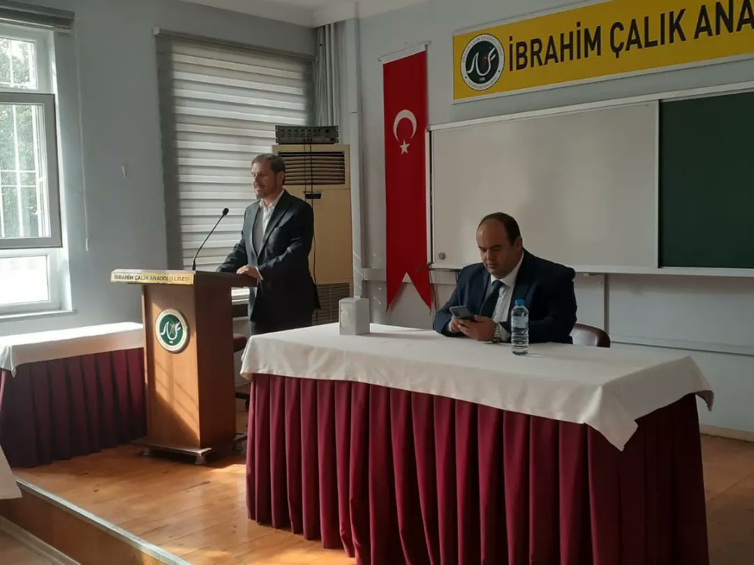 ibrahimcalik46's tweet photo. 21 Ekim Cuma Günü Sayın Hakim Abdulkadir DOĞRU "Adalet" Konusunda Okulumuzda Söyleşi Verdi. Okulumuzda Gerçekleştirdiği Verimli Söyleşisi İçin Kendisine Minnettarız. https://t.co/r2eQTQpWS7