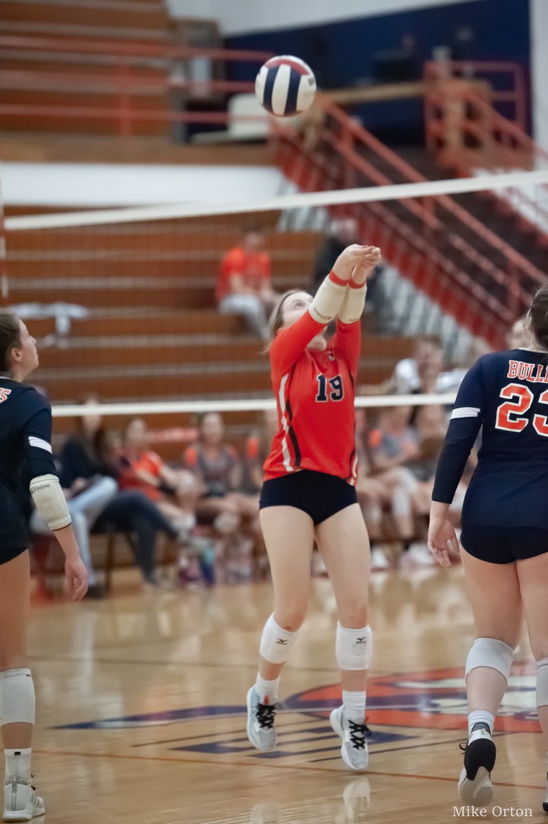 🏐 Tournament Spotlight 2 of 3
<a href="/LibbyBodine/">Libby Bodine</a> 

Senior libero, Libby Bodine, was selected to the Bulldog Invite All-Tournament team for her 50 dig performance.  Bodine has been invaluable in the Bulldog’s success.  Every successful volleyball team has an unsung hero…