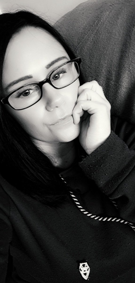 VickyMackinder1's tweet photo. Happy Sunday #blackandwhite #happysunday https://t.co/i3t6cixJf0