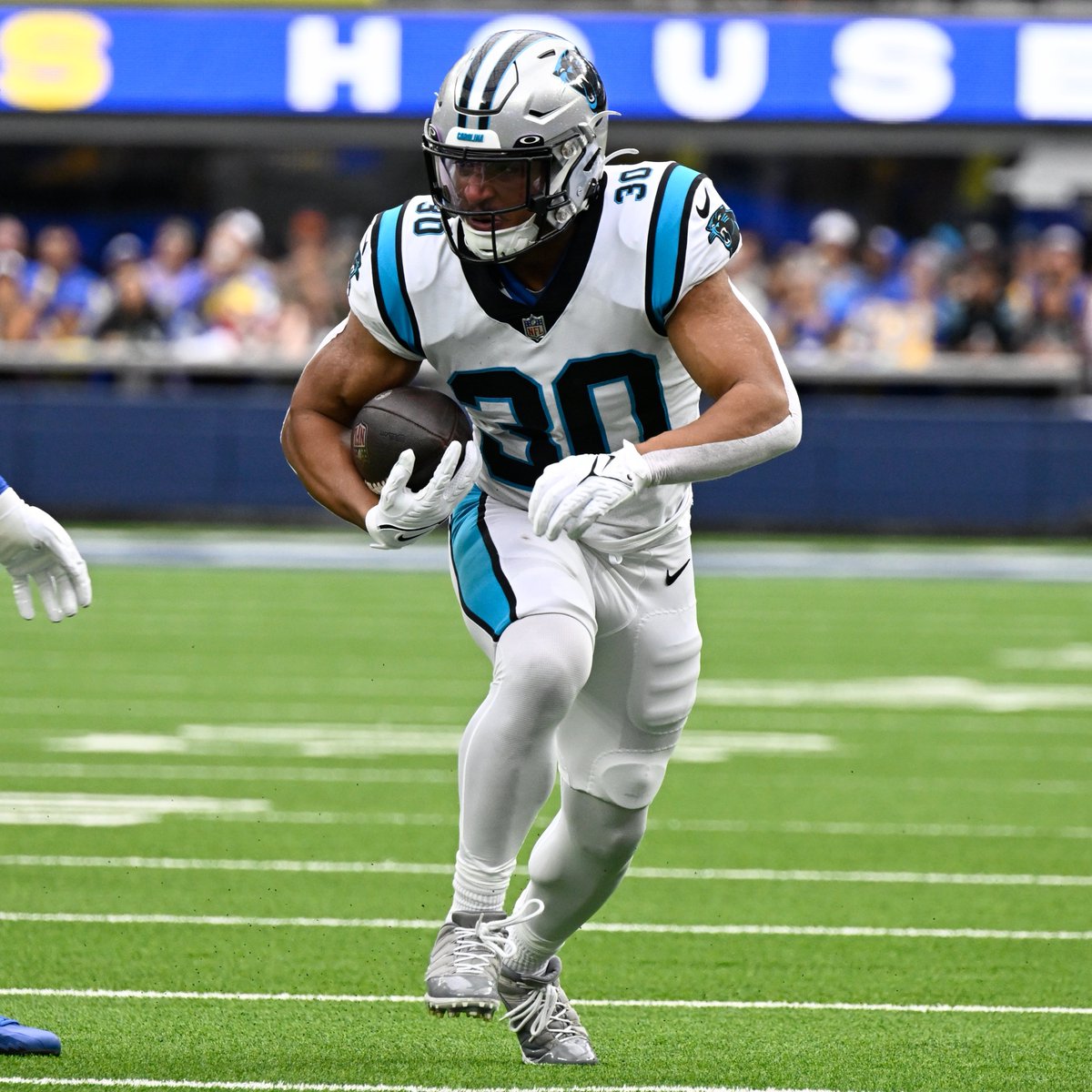 TSN_Sports's tweet photo. 🇨🇦 Chuba Hubbard gets the start for Carolina following the Christian McCaffrey trade. https://t.co/0okcEZmRO9