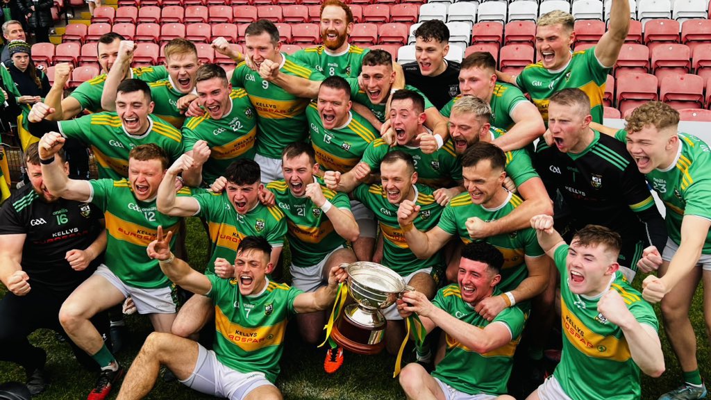 WattyGrahamsGAA's tweet photo. Champions of Derry 2022!
#championship #tradition #back2back #UTW π° https://t.co/AMS5jiLJb7