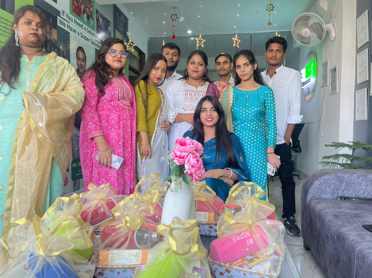 Glims of Diwali Celebration at Opesh Group, Corporate head office in India. Happy Diwali To All of You. #opeshsingh #opeshgroup #opeshstore #corporateoffice #diwalidecorations #diwali #Diwali #diwalicelebration #3bgrowthcon #meghanath #opeshsinghfoundation #goldessa #india
