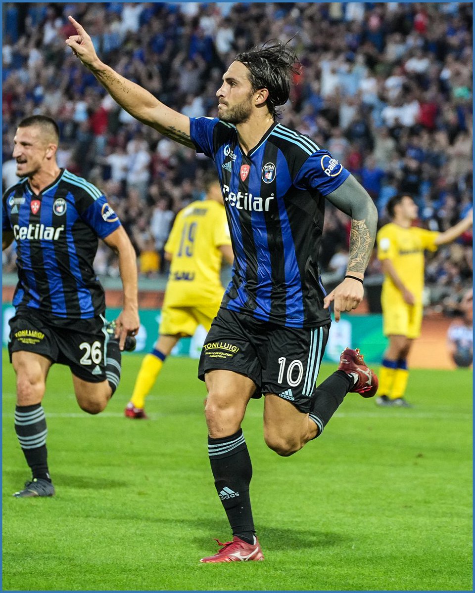 PisaSC's tweet photo. Doppietta 🖤💙

Brace 🖤💙

#Pisa #PisaSC #ForzaPisa #PisaModena https://t.co/vad2RDAKQt