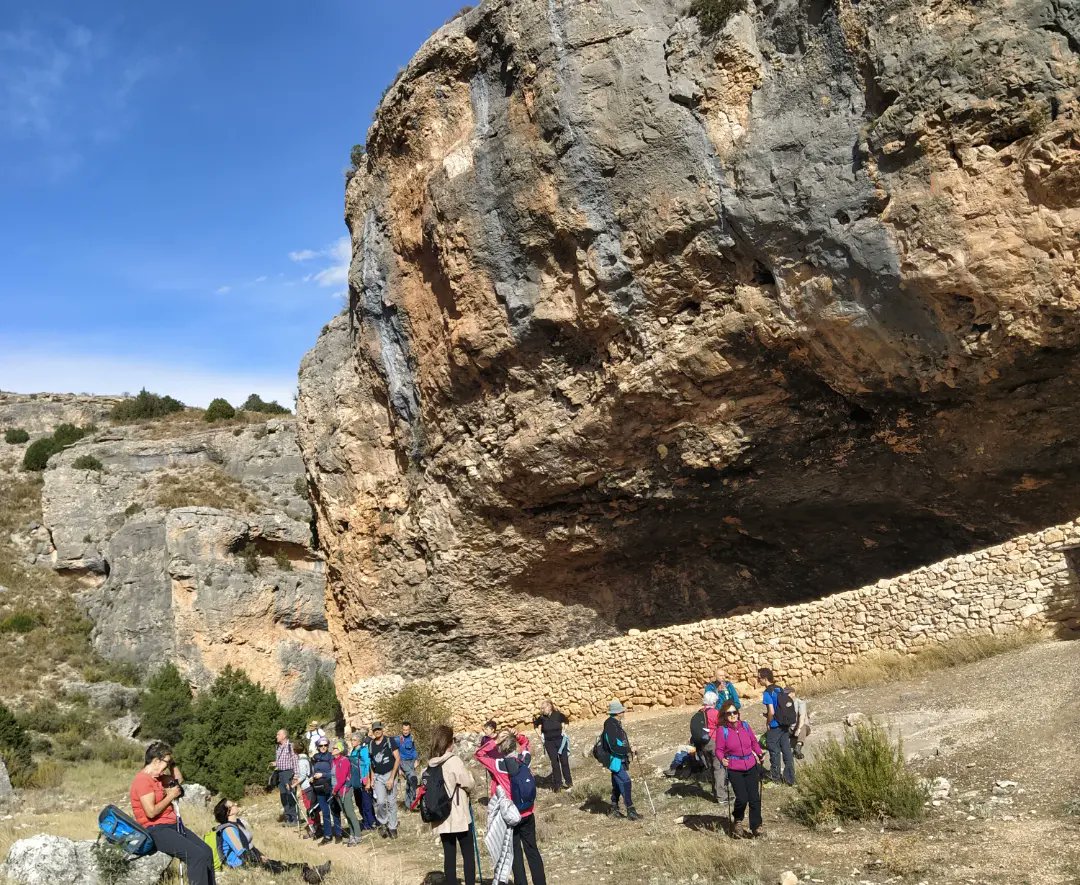ansararagon's tweet photo. Compartimos algunos momentos de la excursión, que hemos disfrutado hoy, entre Jaraba y Calmarza.
Preciosa...
#ExcursiónAnsar #Jaraba #Calmarza #Naturaleza #Aragón https://t.co/33WPorJEYJ