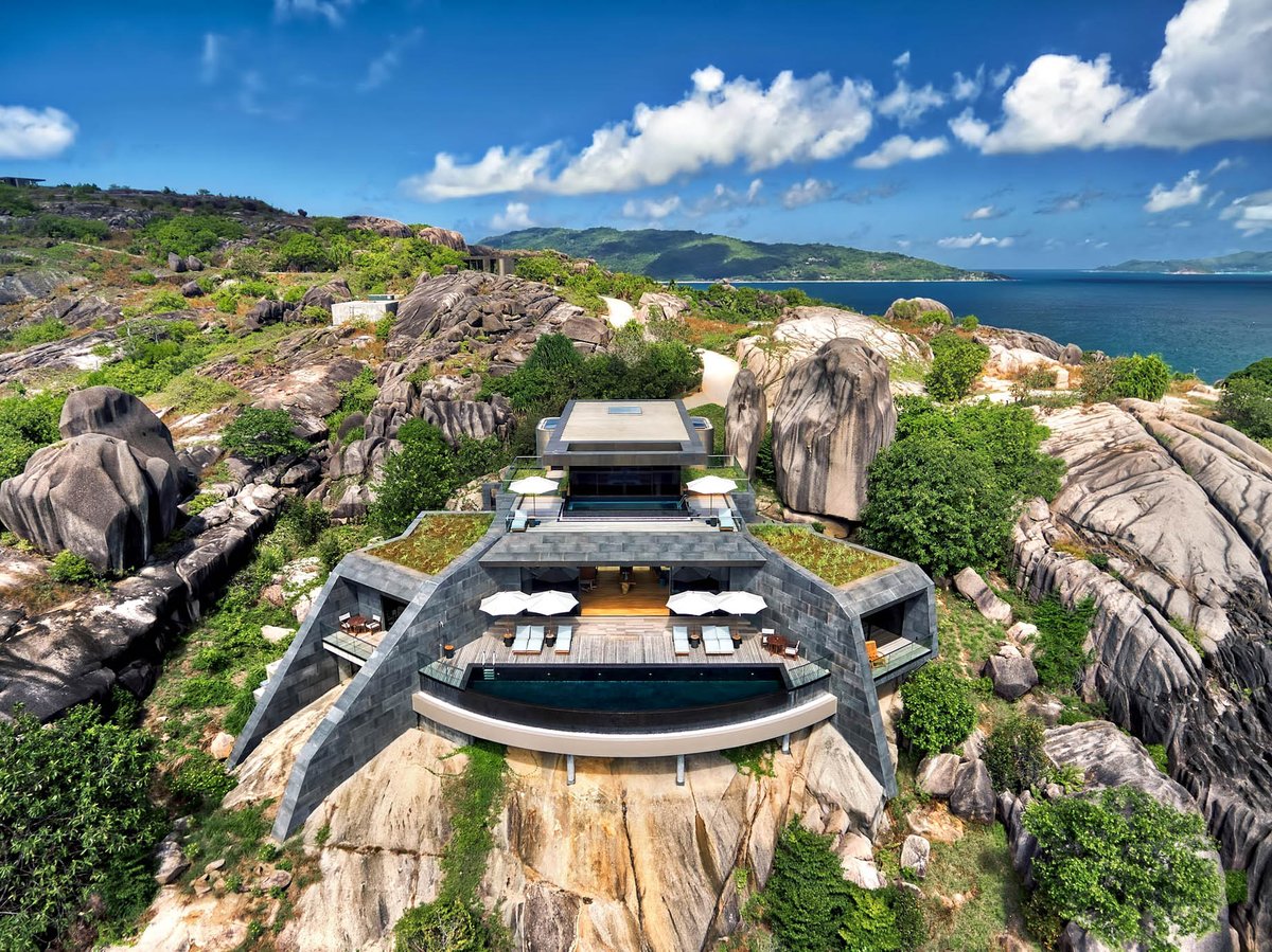 east_facts's tweet image. IMAGES: A Four Bedroom Residence on Félicité Island in Seychelles