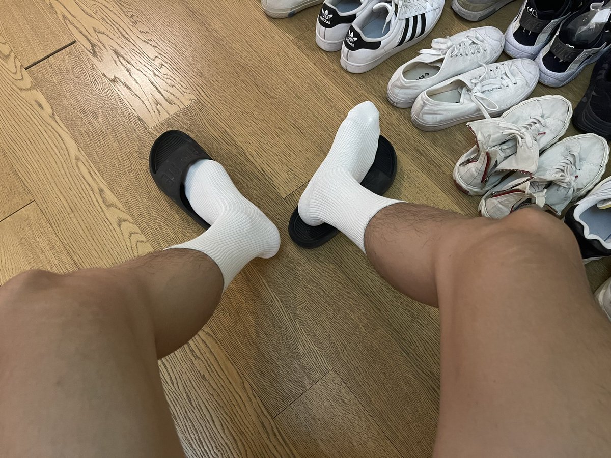 InBeijing_'s tweet photo. 浅浅练个臀腿 https://t.co/7QuLG3BJ7X