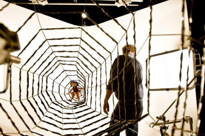 Animated_Antic's tweet photo. Have some behind the scenes photos of Coraline. Gotta love the magic, time, and craft that goes into making stop motion animation. https://t.co/c6NFVgBtF1