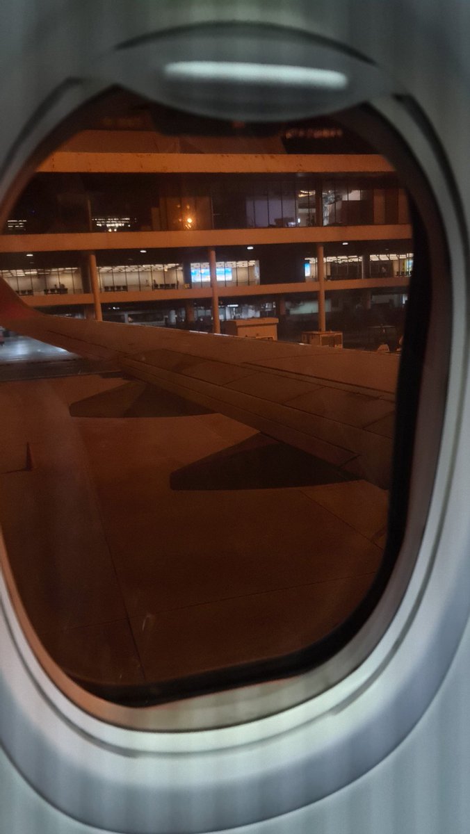 🇹🇭🛫🛬🇮🇩

Arrival @ 04.00
Uni Mid-Term Exam @ 13.00 💀