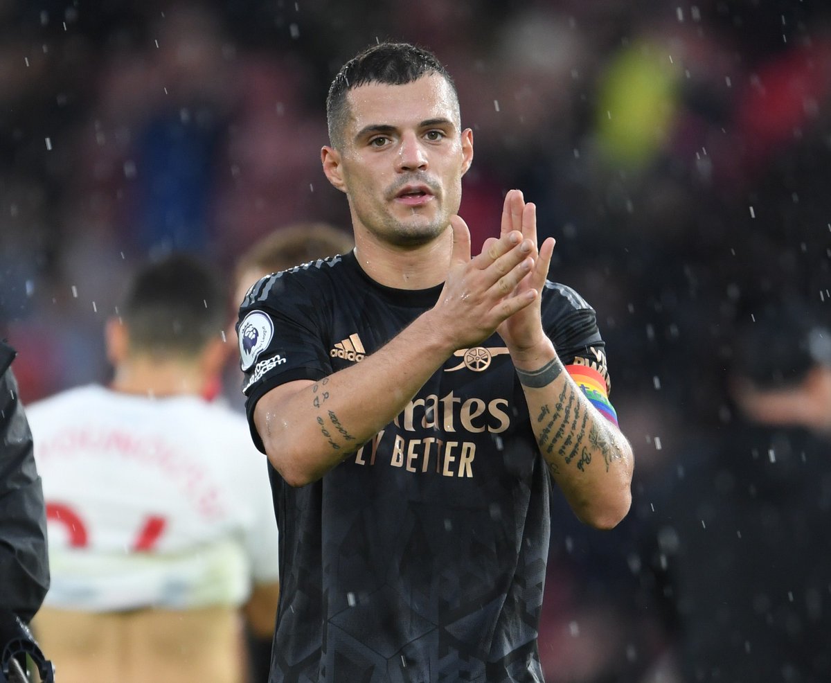 Arsenal's tweet photo. Brilliant support yet again 👏

Another big week is on the horizon - together, let's make it a successful one 🤝 https://t.co/k7lJCHbNl8