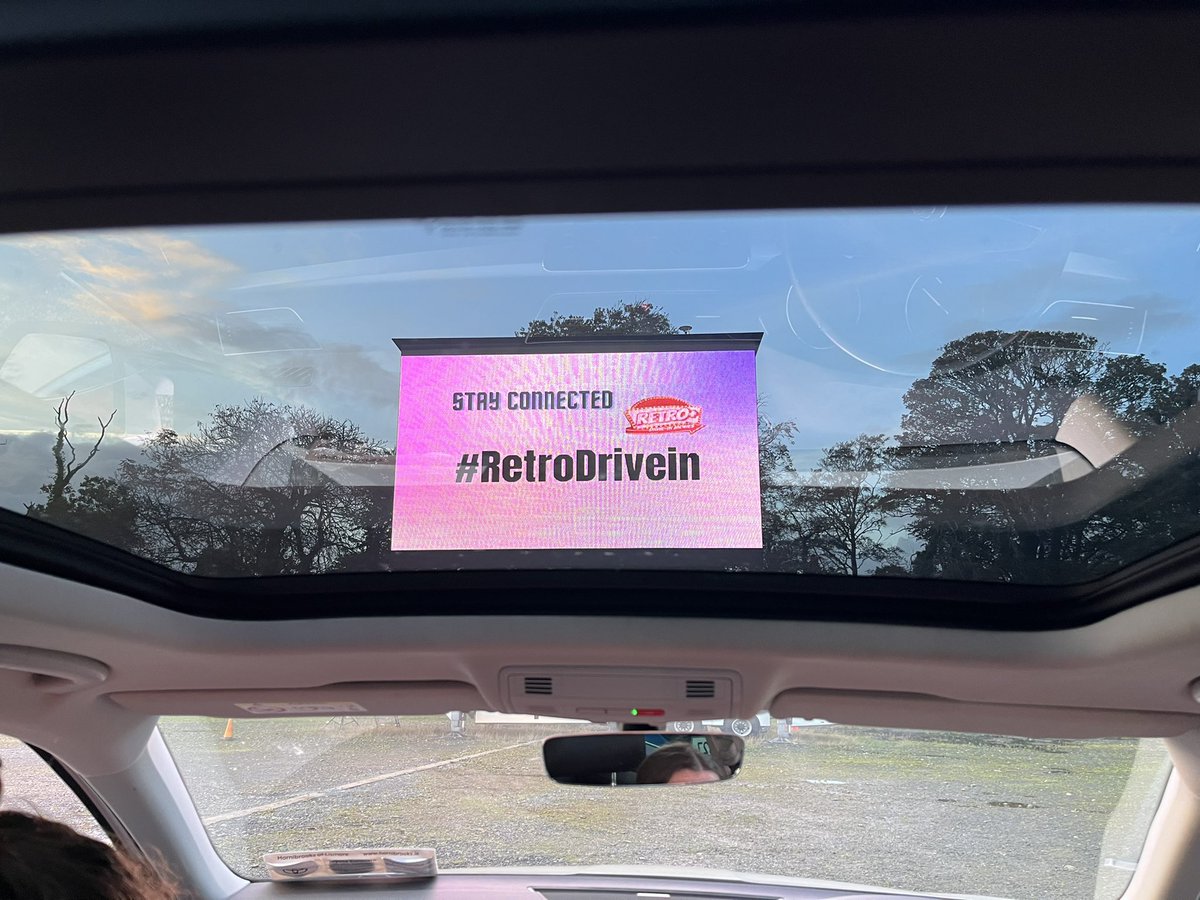 mediamurray's tweet photo. Can’t wait #retrodriveinmovies #whoyagoingtocall https://t.co/biwZAYpynk