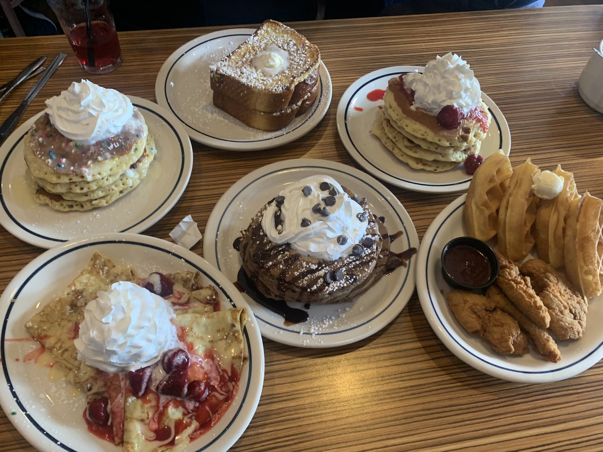 mag_nasa's tweet photo. Just had an amazing brunch @IHOP We have had enough food for Britain. @AspirationsAT @SpaceEdTrips @MagnaAcademy @nasatrip2022 https://t.co/KoXVJtUHwh