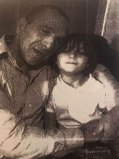 tedmoustache's tweet photo. this pic should be me and ianto not me and my dad ๐คฎ#disgraceful #scum #dirtybastard #onlyiantocanputhishandsonmywastethanks #canhenot #ihatemydad #dadisugly #iantoplshugmerightnow #needsaving #bigsoshere #vile https://t.co/AjNSIe31Xa