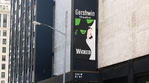 At the Gershwin several Wicked Cast members have reported being tapped on the shoulder before their front of house entrances.
#SMA #StageManagers #StageManagersAssociation #ghoststories #ghostlight #ghostlightstories